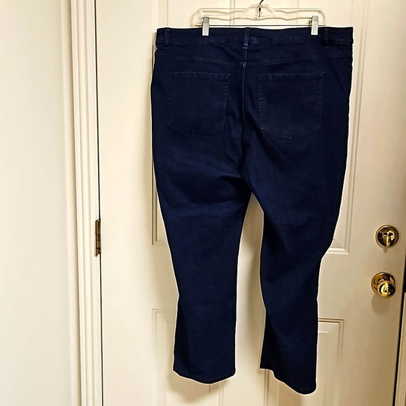 Lane Bryant Essential Denim Jeans Mis-Rise Straight Short Length - Picture 3 of 4